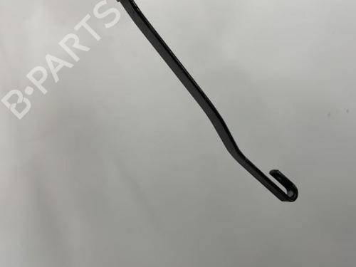 Front windshield wiper arm SUZUKI GRAND VITARA I (FT, HT) 2.0 HDI 110 4x4 (SQ420D, TD82V) | BP20388937C143 