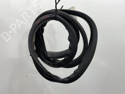 Used Rubber door seal RENAULT TWINGO III (BCM_, BCA_) 0.9 TCe 90 (BCM9, BCM2) (90 hp) 20393837