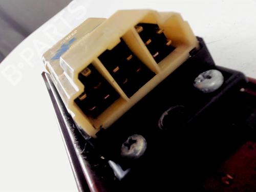 Used Left front window switch Left front window switch NISSAN CEDRIC (Y30) 2.8 D (84 hp) 21237489 21237489
