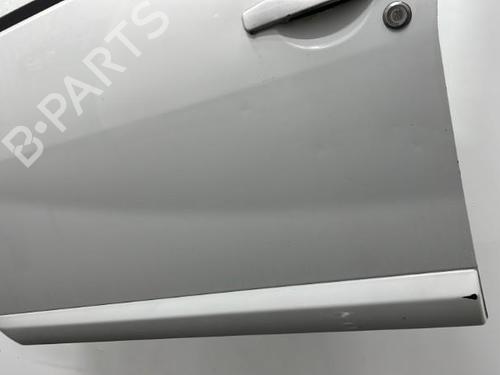 Used Left front door DACIA SANDERO 1.5 dCi (88 hp) 20440181