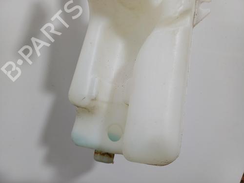 windscreen-washer-tank-renault-clio-iii-br01-cr01-2005-2006-2007-2008-2009-2010-2011-2012-2013-2014-39553668 main image