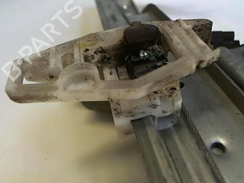 Rudehejsemekanisme Højre foran PEUGEOT 206 Hatchback (2A/C) 1.9 D | BP20433807C23 