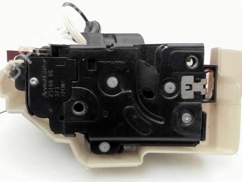 Türschloss links hinten für VW TOUAREG (7LA, 7L6, 7L7) 3.0 V6 TDI (240 hp) 29213018