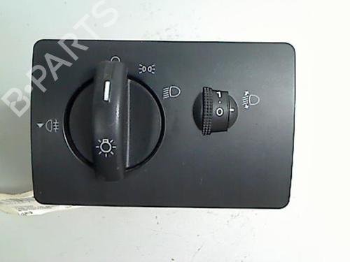 Used Headlight switch FORD FIESTA V (JH_, JD_) 1.6 16V (100 hp) 21229926