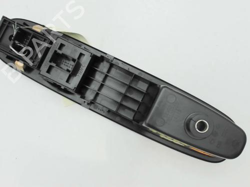 Left front window switch FIAT PUNTO (199_) 1.3 D Multijet | BP22102845I27 - Image 2