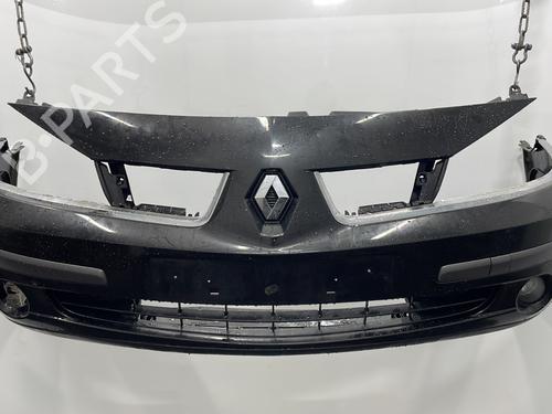 Used Front bumper RENAULT LAGUNA II (BG0/1_) 2.0 16V (BG00, BG0K, BG0P, BG0W) (135 hp) 31817686