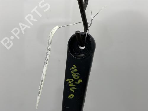 Used Front windshield wiper arm Front windshield wiper arm LANCIA YPSILON (312_) 0.9 TwinAir (312.PXG11, 312.PXG1A, 312.YXG11, 312.YXG1A) (86 hp) 22415072 22415072
