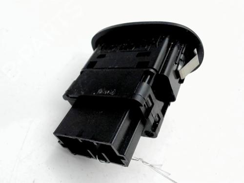 Left front window switch CITROËN C3 Pluriel (HB_) 1.6 | BP33131119I27 - Image 3