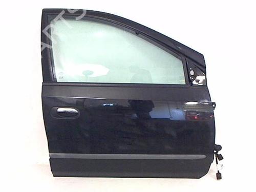 Used Right front door NISSAN ALMERA TINO (V10) 2.2 dCi (112 hp) 20460116