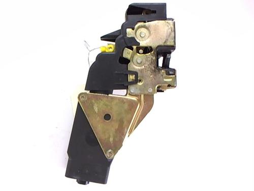 Front right lock VOLVO V40 Estate (645) 1.8 | BP20466472C97 
