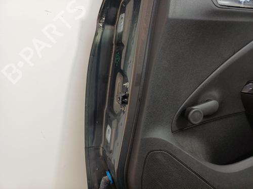Used Right rear door Right rear door 37589807 37589807