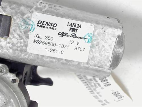 Rear wiper motor FIAT 500 (312_) 1.2 (312AXA1A) | BP20470092M102 