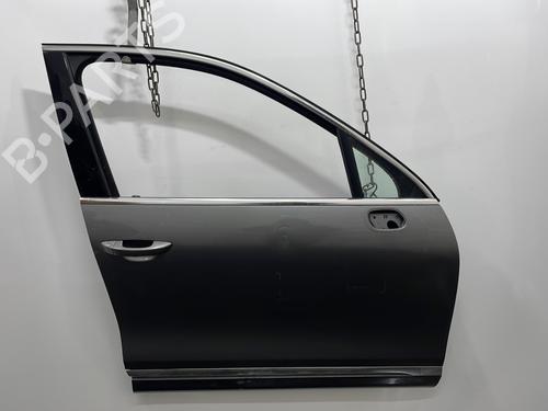 Used Right front door VW TOUAREG (7P5, 7P6) 3.0 V6 TDI (204 hp) 32081889