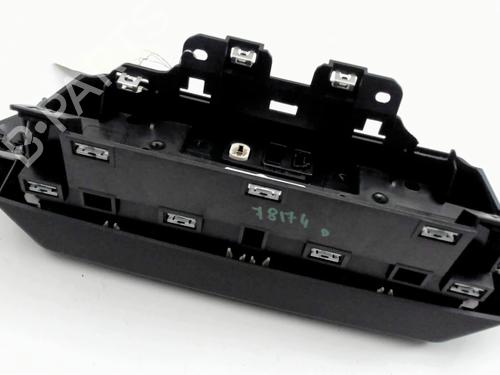 Display monitor PEUGEOT 2008 II (UD_, US_, UY_, UJ_, UR_, UC_) 1.2 PureTech 130 (USHNS, URHNS) | BP30689217C48 