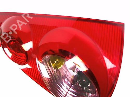Right taillight PEUGEOT 107 (PM_, PN_) 1.4 HDi | BP20457676C35 