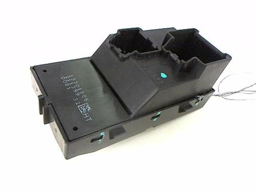 Used Right front window switch Right front window switch OPEL MERIVA B MPV (S10) 1.3 CDTI (75) (75 hp) 20433695 20433695