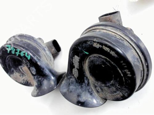 horn-opel-astra-h-a04-2004-2005-2006-2007-2008-2009-2010-2011-2012-2013-2014-30795185 main image