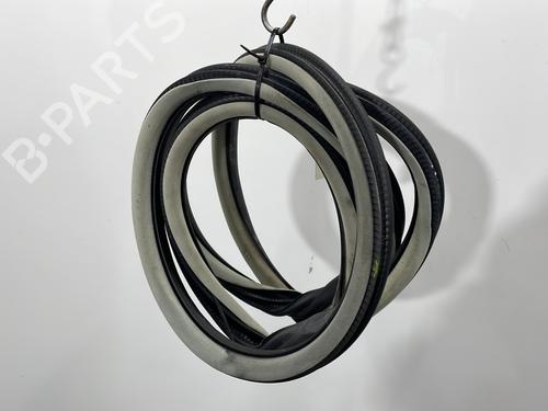 Gumowa uszczelka drzwi CITROËN C5 III (RD_) 2.2 HDi 200 (RD4HLA) | BP29921865C142 