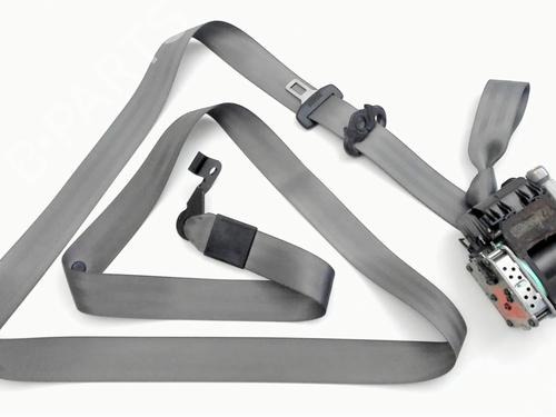 Venstre foran beltestrammer AUDI Q5 (8RB) 3.0 TDI quattro (240 hp) 31074668