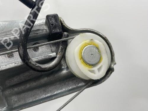 Used Rear left window mechanism Rear left window mechanism OPEL ZAFIRA / ZAFIRA FAMILY B (A05) 1.9 CDTI (M75) (120 hp) 20389474 20389474