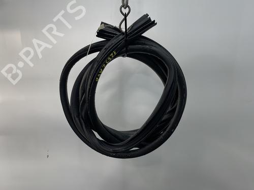 Used Rubber door seal NISSAN QASHQAI / QASHQAI +2 I (J10, NJ10, JJ10E) 1.5 dCi (106 hp) 21184909