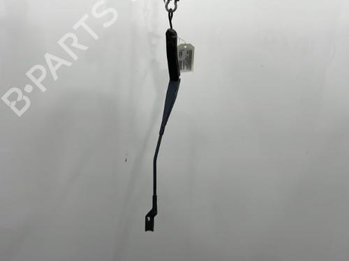 Used Front windshield wiper arm Front windshield wiper arm 20419468 20419468