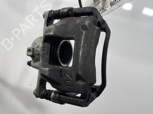 Used Right front brake caliper Right front brake caliper TOYOTA AURIS (_E18_) 1.8 Hybrid (ZWE186_, ZWE186R) (136 hp) 32787112 32787112