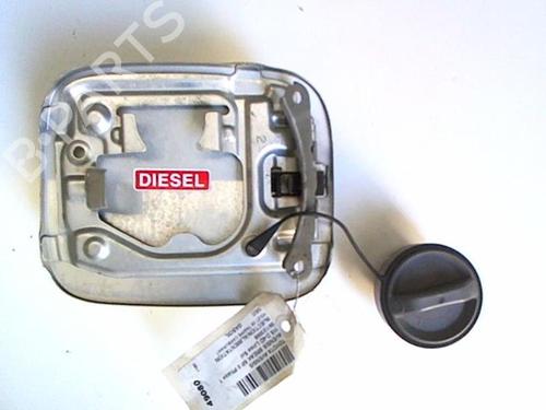 Fuel flap TOYOTA AVENSIS Estate (_T25_) 2.0 D-4D (CDT250_, CDT250R) | BP20407718C131