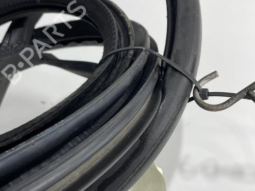 rubber-door-seal-audi-tt-8j3-2006-2007-2008-2009-2010-2011-2012-2013-2014-2015-31362872 main image