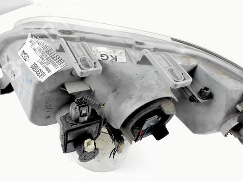 Right headlight HONDA CIVIC VI Fastback (MA, MB) 1.4 i (MA8, MB2) | BP20460651C29 