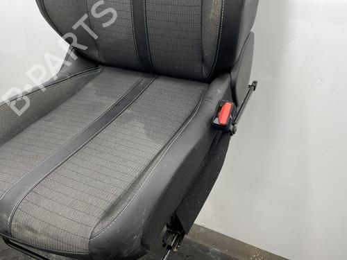 Right front seat PEUGEOT 2008 II (UD_, US_, UY_, UJ_, UR_, UC_) 1.2 PureTech 100 (USHNK) | BP32094670C16 