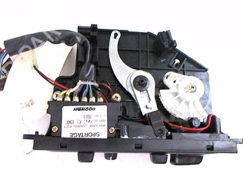 Climate control KIA SPORTAGE SUV (K00) 2.0 TD 4WD | BP20455495I5 