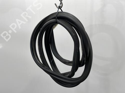 Rubber door seal BMW 1 (F21) 114 i | BP25586672C142 
