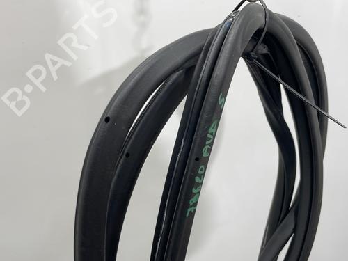 rubber-door-seal-renault-kadjar-ha_-hl_-2015-31817639 main image