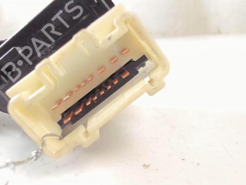 Switch SUZUKI LIANA Hatchback 1.3 | BP21237288I30
