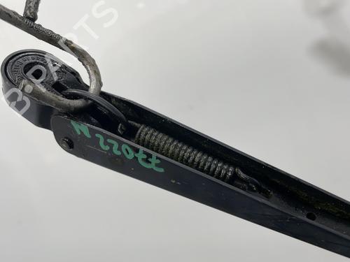 Rear windshield wiper arm FORD MONDEO III Saloon (B4Y) 1.8 16V | BP30115509C144 