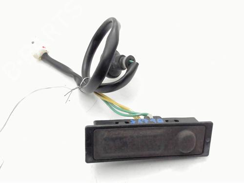 Used Tailgate handle NISSAN X-TRAIL III (T32_, T32R, T32RR) 1.6 dCi (T32) (130 hp) 28498516