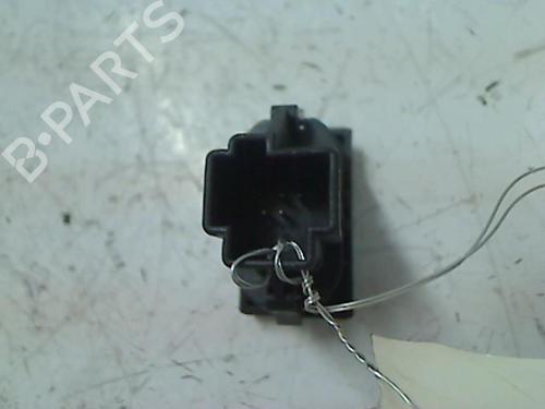 Used Right front window switch Right front window switch FORD MONDEO III (B5Y) 2.0 16V TDDi / TDCi (115 hp) 21229588 21229588
