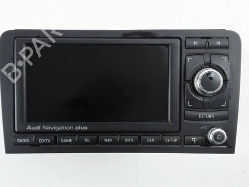 Used Radio AUDI A3 Sportback (8PA) 2.0 TDI 16V (140 hp) 30689048