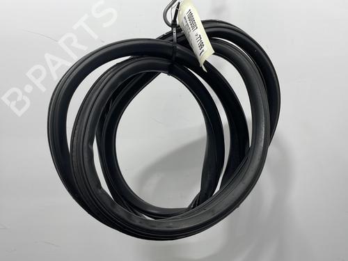 Used Rubber door seal BMW X3 (F25) xDrive 20 d (163 hp) 27895105