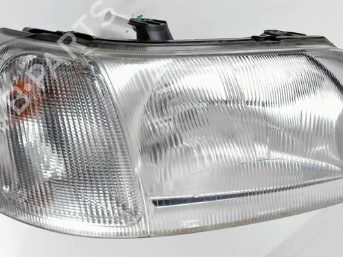 Right headlight LAND ROVER FREELANDER I (L314) 2.0 Td4 4x4 | BP20402343C29 