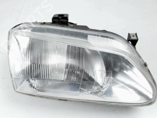 Used Right headlight RENAULT MEGANE I (BA0/1_) 1.4 e (BA0E, BA0V) (75 hp) 31160312