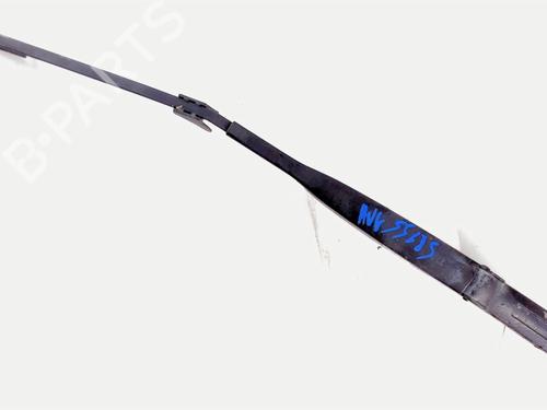 Used Front windshield wiper arm LANCIA MUSA (350_) 1.9 D Multijet (350.AXC1A) (101 hp) 20451377