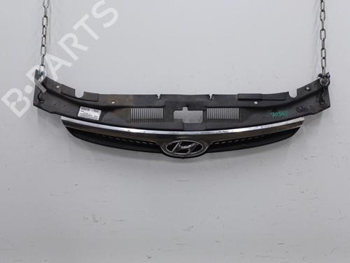 Used Grille HYUNDAI i30 (FD) 1.6 CRDi (90 hp) 20446986
