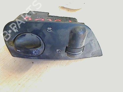 Used Headlight switch VW POLO III (6N1) 64 1.9 D (64 hp) 21232045