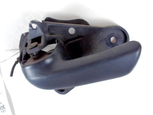 Front left interior door handle CHRYSLER VOYAGER / GRAND VOYAGER III (GS_, NS_) 2.5 TD | BP21235753I13 