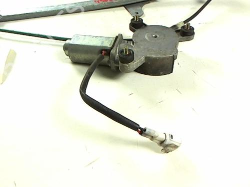 Used Front right window mechanism Front right window mechanism SUZUKI WAGON R+ (MA) 1.3 (RB413) (76 hp) 20426611 20426611