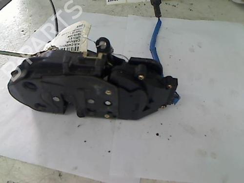 Used Front right lock KIA CARNIVAL I (UP) 2.9 TDi (126 hp) 22913399