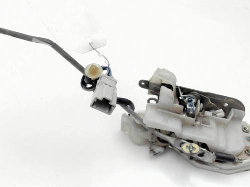 Serrure avant gauche Serrure avant gauche HONDA CIVIC VI Hatchback (EJ, EK) [1995-2001] 36337648 36337648