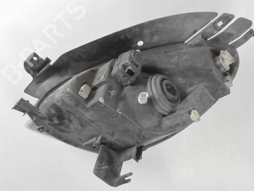 Right headlight CITROËN XSARA PICASSO (N68) 2.0 HDi | BP20465026C29 